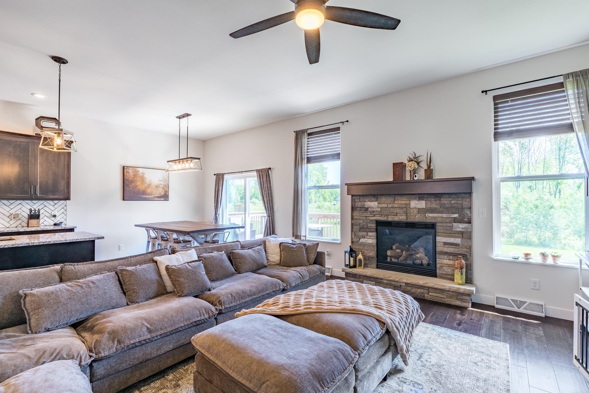 411 WOOD STREET, Rothschild, Wisconsin 54474, 6 Bedrooms Bedrooms, ,3 BathroomsBathrooms,Residential,For Sale,411 WOOD STREET,22602601