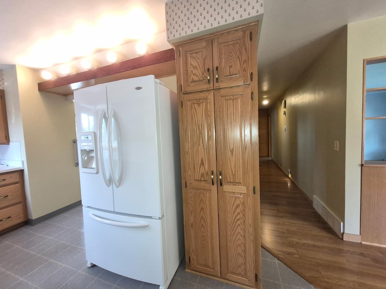 708 S FELKER AVENUE, Marshfield, Wisconsin 54449, 3 Bedrooms Bedrooms, ,2 BathroomsBathrooms,Residential,For Sale,708 S FELKER AVENUE,22602602