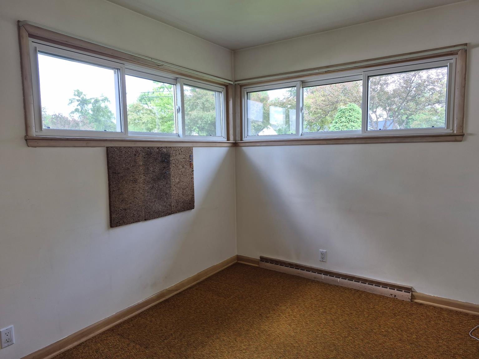 708 S FELKER AVENUE, Marshfield, Wisconsin 54449, 3 Bedrooms Bedrooms, ,2 BathroomsBathrooms,Residential,For Sale,708 S FELKER AVENUE,22602602