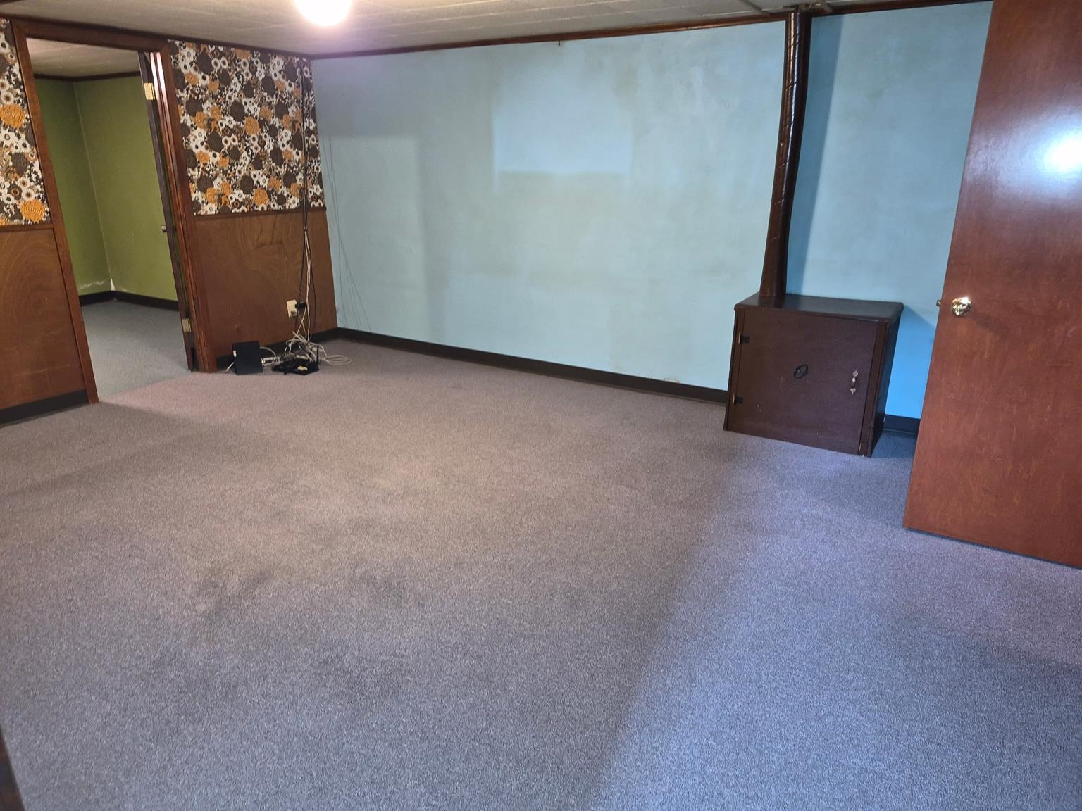 708 S FELKER AVENUE, Marshfield, Wisconsin 54449, 3 Bedrooms Bedrooms, ,2 BathroomsBathrooms,Residential,For Sale,708 S FELKER AVENUE,22602602