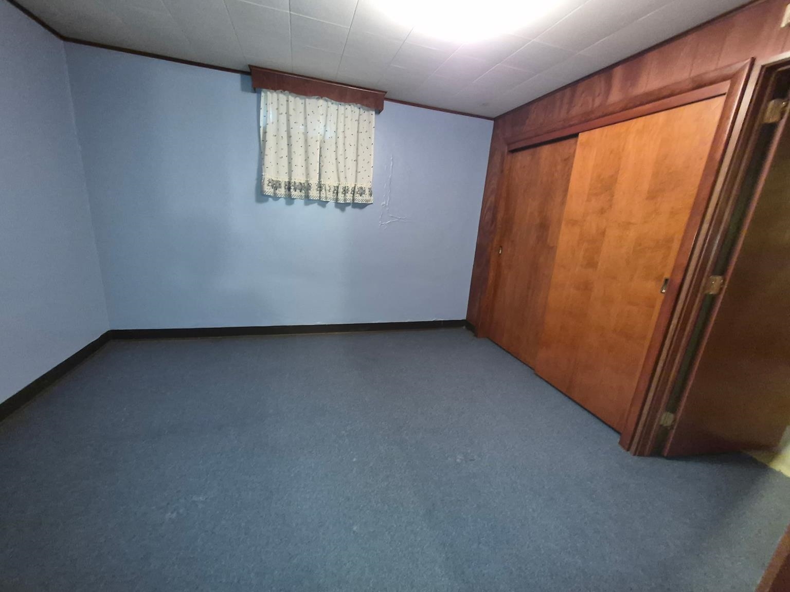 708 S FELKER AVENUE, Marshfield, Wisconsin 54449, 3 Bedrooms Bedrooms, ,2 BathroomsBathrooms,Residential,For Sale,708 S FELKER AVENUE,22602602