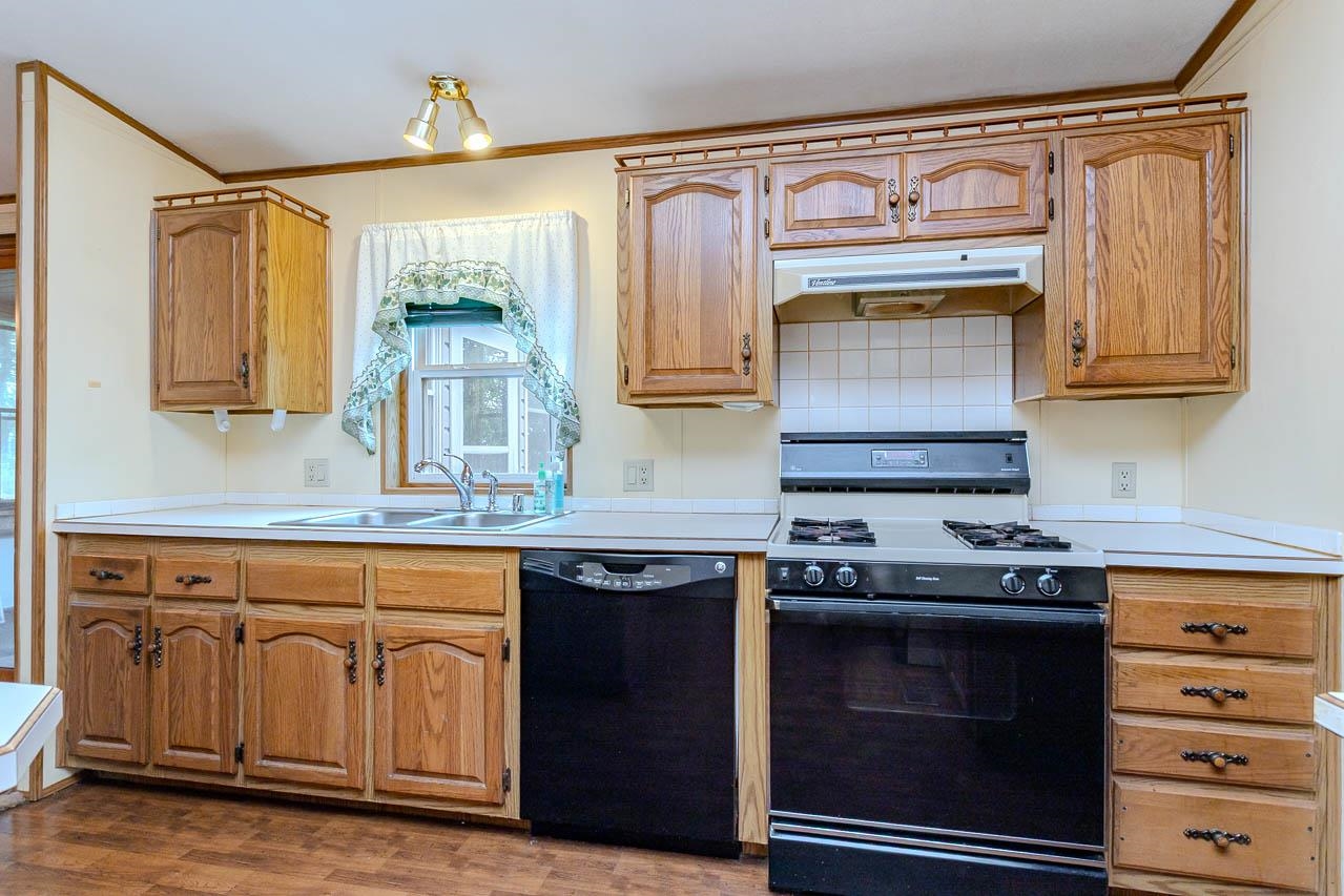 3811 COUNTY ROAD P, Junction City, Wisconsin 54443, 3 Bedrooms Bedrooms, ,2 BathroomsBathrooms,Residential,For Sale,3811 COUNTY ROAD P,22602605
