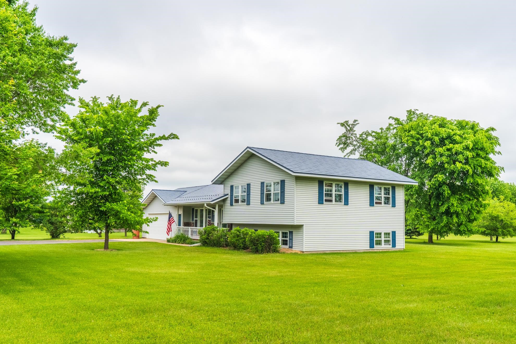 W2530 VIOLET LANE, Merrill, Wisconsin 54452, 4 Bedrooms Bedrooms, ,2 BathroomsBathrooms,Residential,For Sale,W2530 VIOLET LANE,22602606