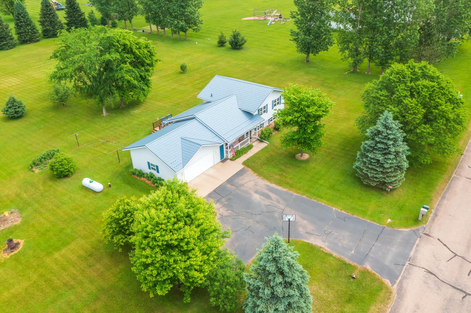 W2530 VIOLET LANE, Merrill, Wisconsin 54452, 4 Bedrooms Bedrooms, ,2 BathroomsBathrooms,Residential,For Sale,W2530 VIOLET LANE,22602606