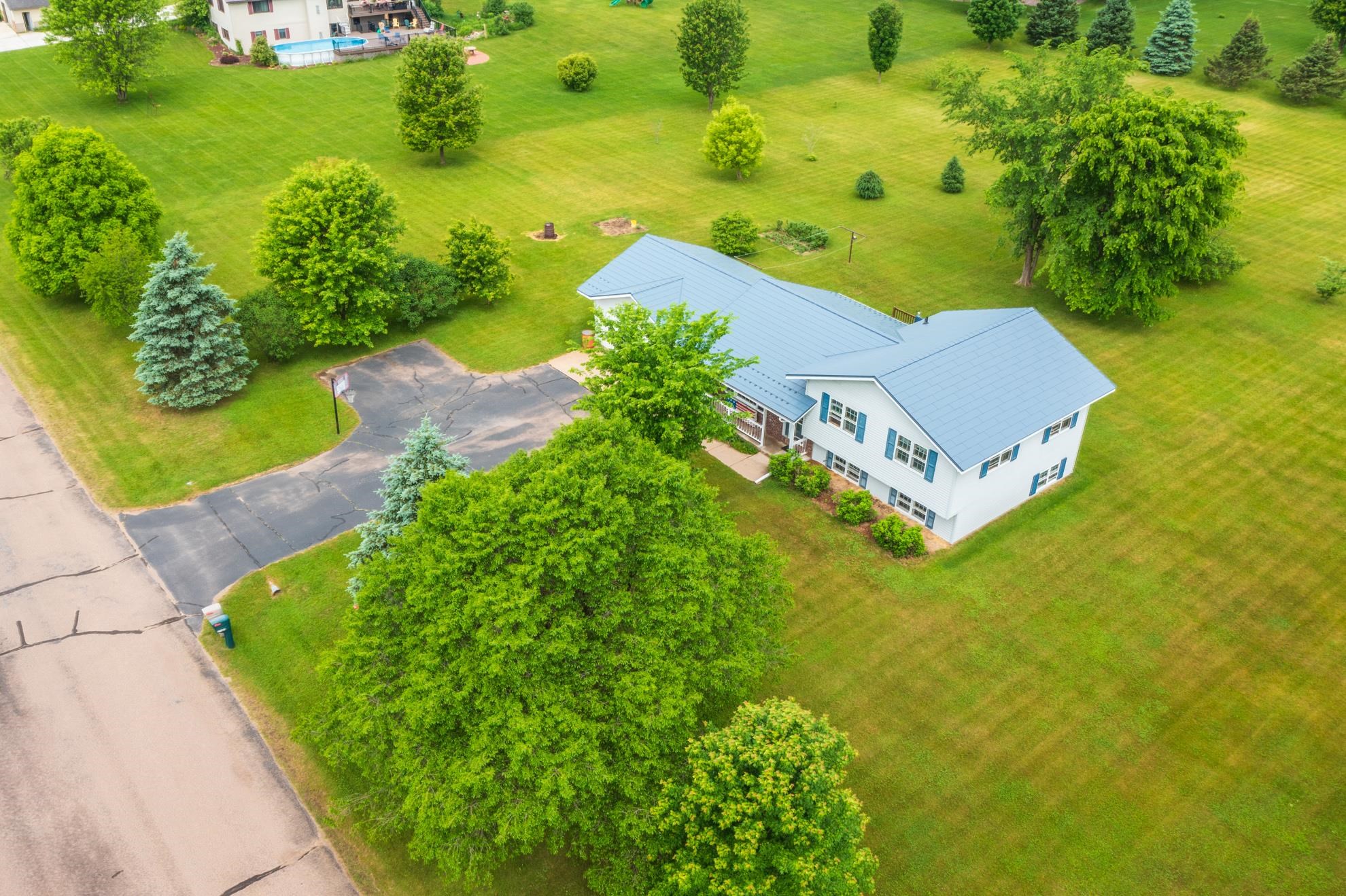 W2530 VIOLET LANE, Merrill, Wisconsin 54452, 4 Bedrooms Bedrooms, ,2 BathroomsBathrooms,Residential,For Sale,W2530 VIOLET LANE,22602606
