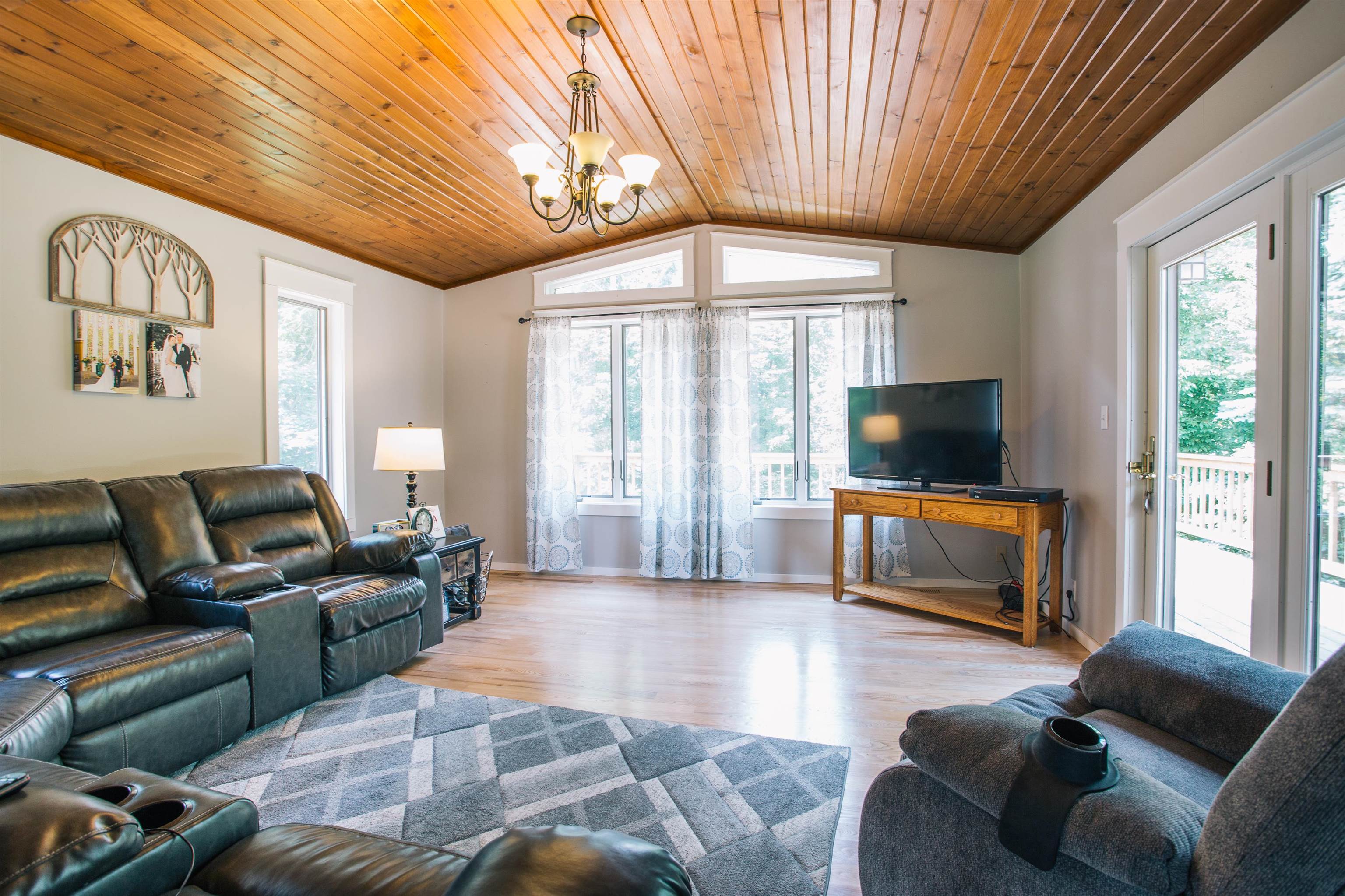 W6833 RIDGE ROAD, Neillsville, Wisconsin 54456, 4 Bedrooms Bedrooms, ,2 BathroomsBathrooms,Residential,For Sale,W6833 RIDGE ROAD,22602607