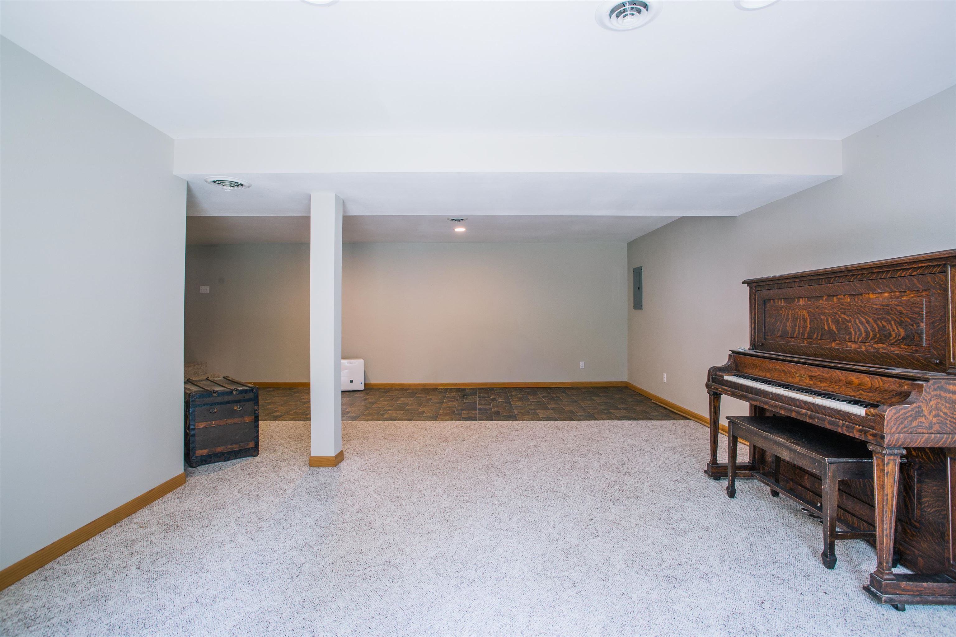 W6833 RIDGE ROAD, Neillsville, Wisconsin 54456, 4 Bedrooms Bedrooms, ,2 BathroomsBathrooms,Residential,For Sale,W6833 RIDGE ROAD,22602607