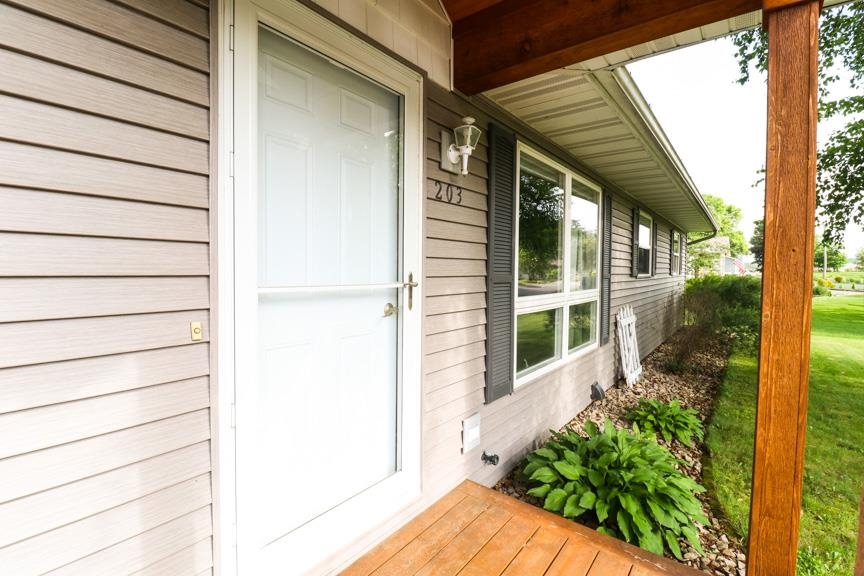 203 S HASLOW STREET, Spencer, Wisconsin 54479, 3 Bedrooms Bedrooms, ,2 BathroomsBathrooms,Residential,For Sale,203 S HASLOW STREET,22602610