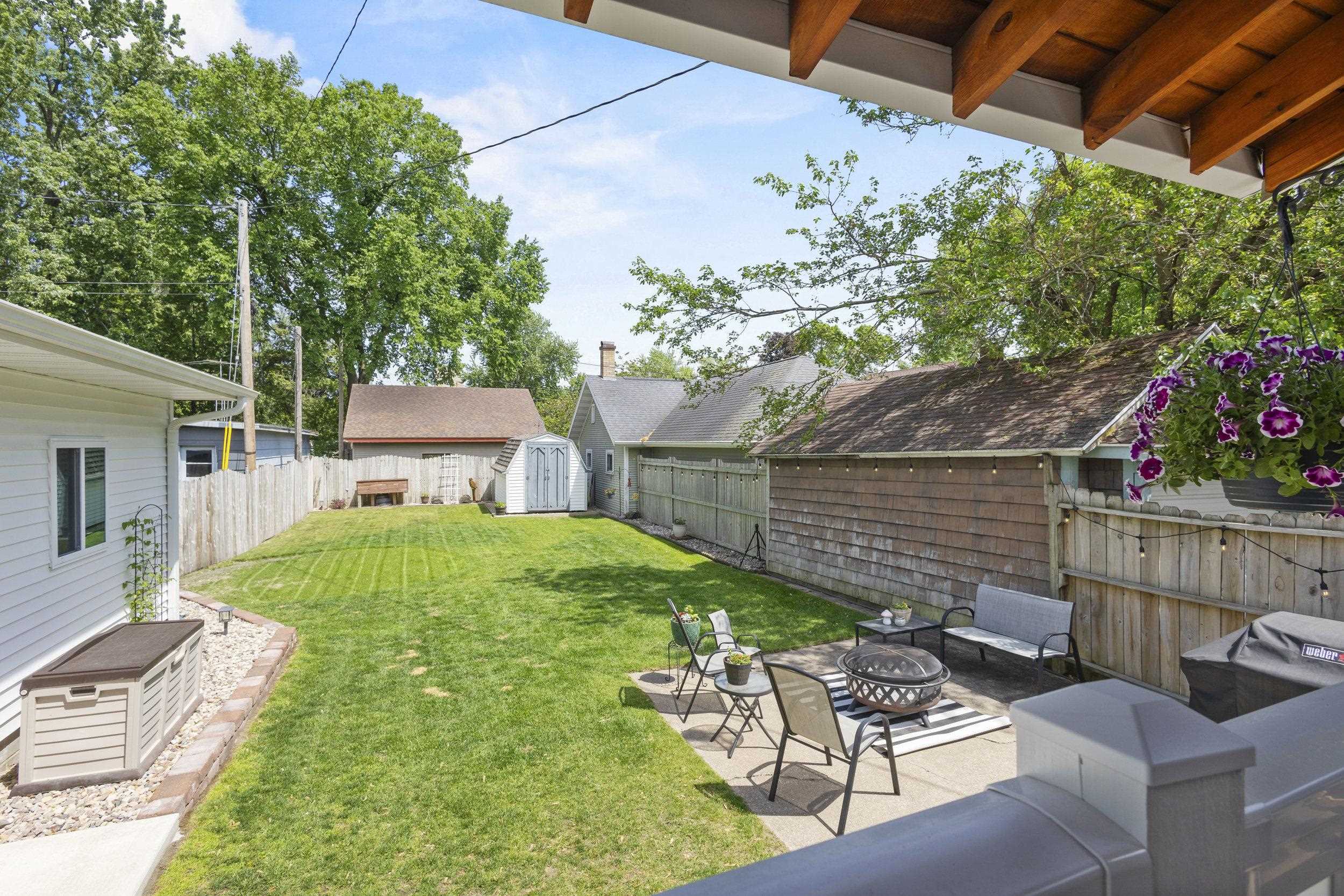 1919 DIVISION STREET, Stevens Point, Wisconsin 54481, 4 Bedrooms Bedrooms, ,2 BathroomsBathrooms,Residential,For Sale,1919 DIVISION STREET,22602611