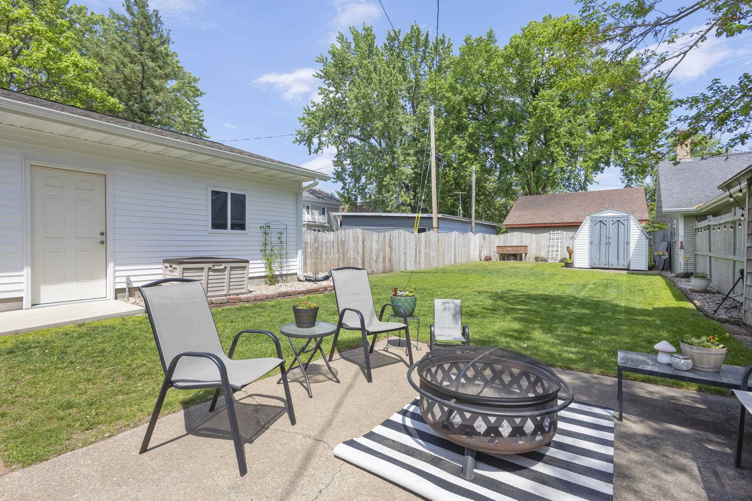 1919 DIVISION STREET, Stevens Point, Wisconsin 54481, 4 Bedrooms Bedrooms, ,2 BathroomsBathrooms,Residential,For Sale,1919 DIVISION STREET,22602611