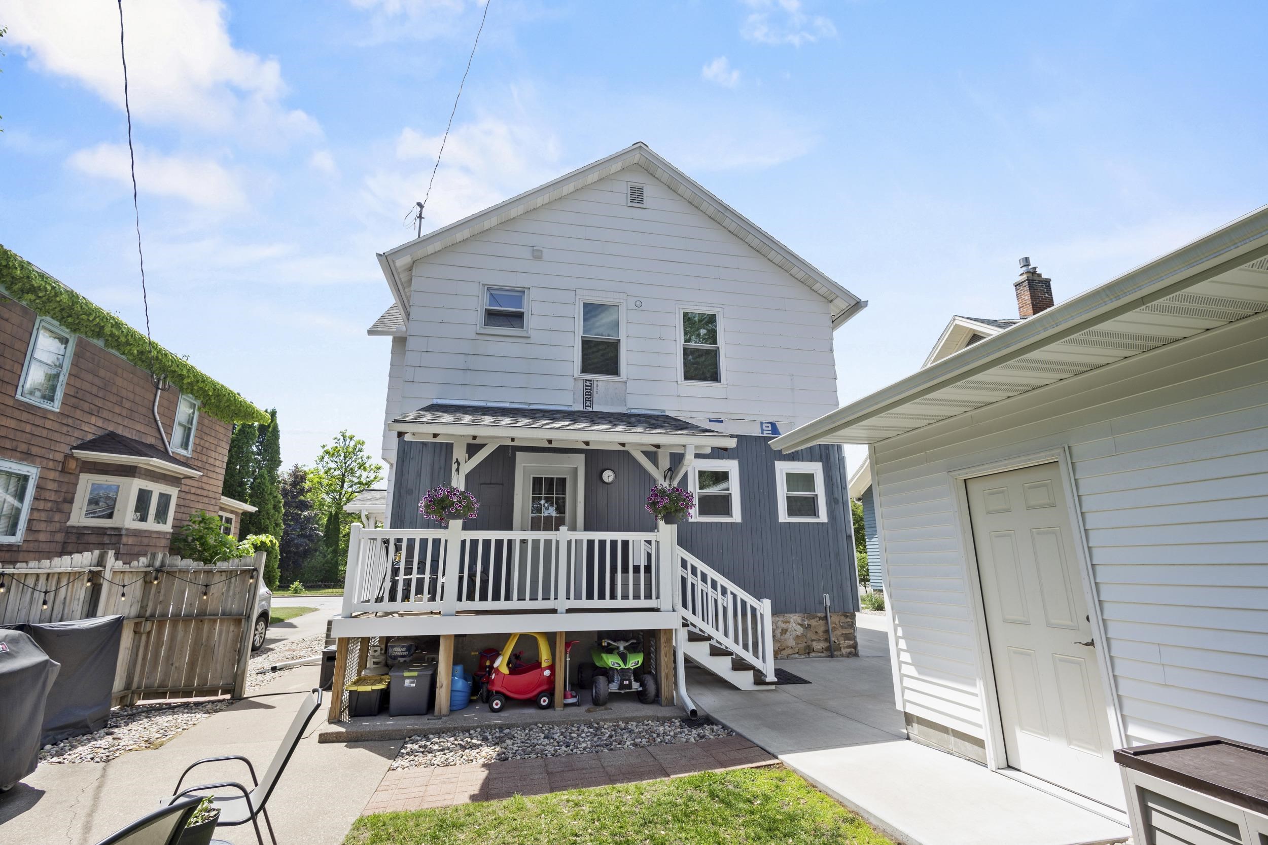 1919 DIVISION STREET, Stevens Point, Wisconsin 54481, 4 Bedrooms Bedrooms, ,2 BathroomsBathrooms,Residential,For Sale,1919 DIVISION STREET,22602611