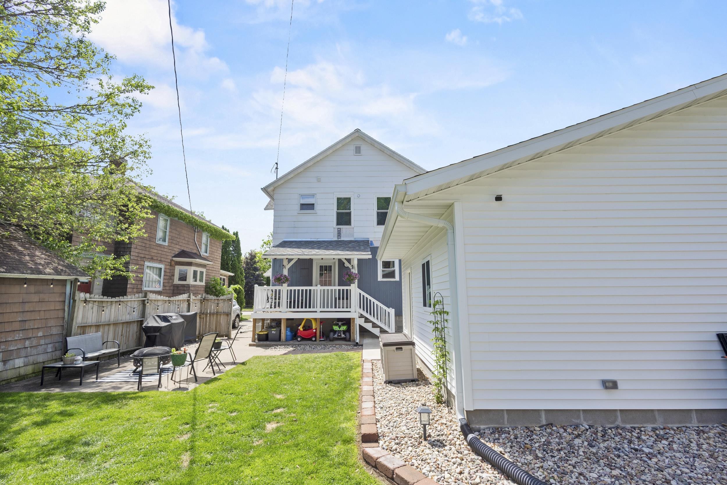 1919 DIVISION STREET, Stevens Point, Wisconsin 54481, 4 Bedrooms Bedrooms, ,2 BathroomsBathrooms,Residential,For Sale,1919 DIVISION STREET,22602611