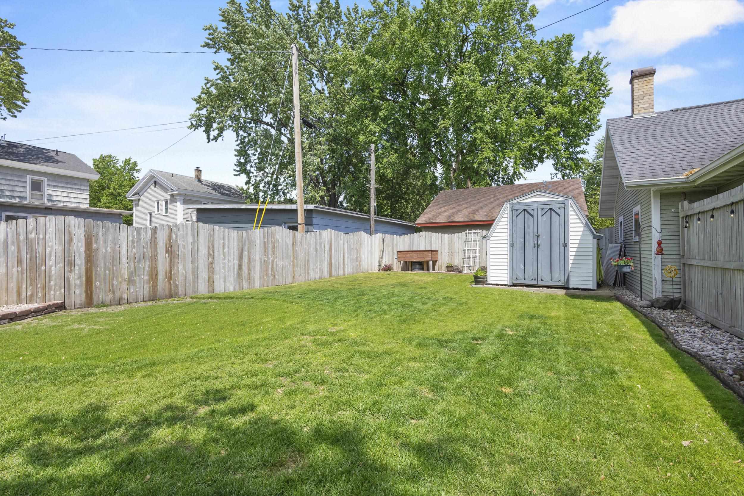1919 DIVISION STREET, Stevens Point, Wisconsin 54481, 4 Bedrooms Bedrooms, ,2 BathroomsBathrooms,Residential,For Sale,1919 DIVISION STREET,22602611