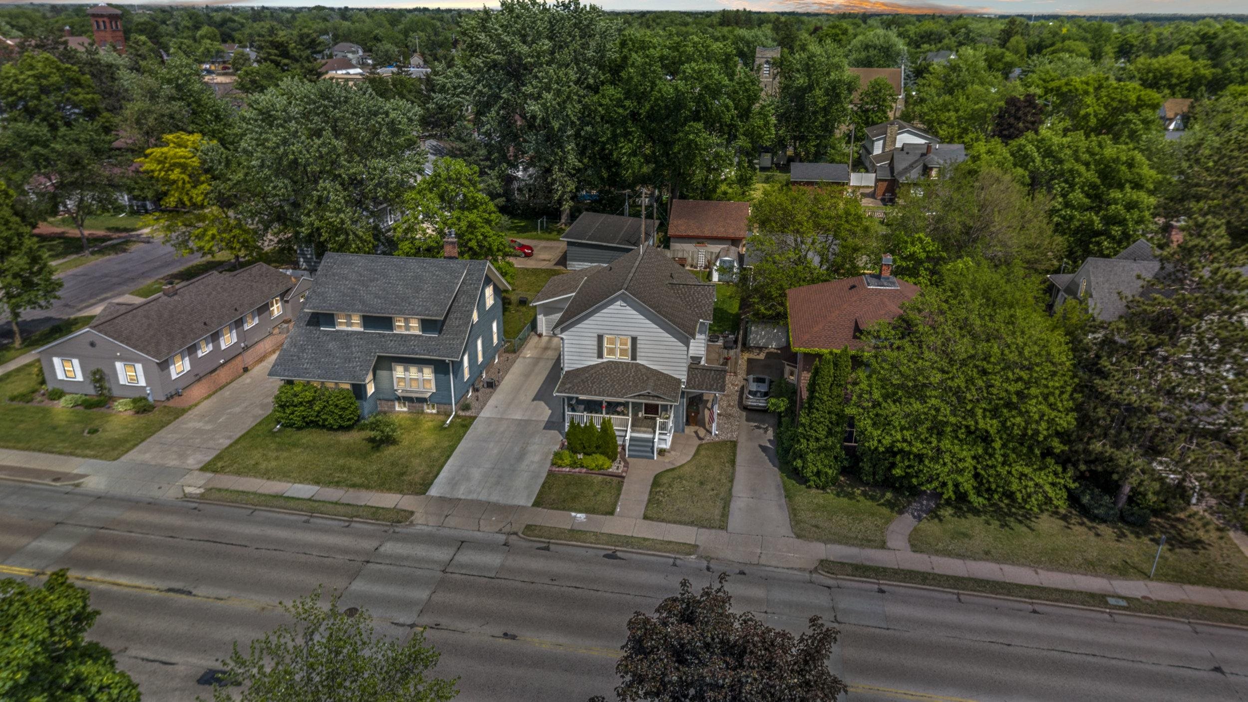 1919 DIVISION STREET, Stevens Point, Wisconsin 54481, 4 Bedrooms Bedrooms, ,2 BathroomsBathrooms,Residential,For Sale,1919 DIVISION STREET,22602611