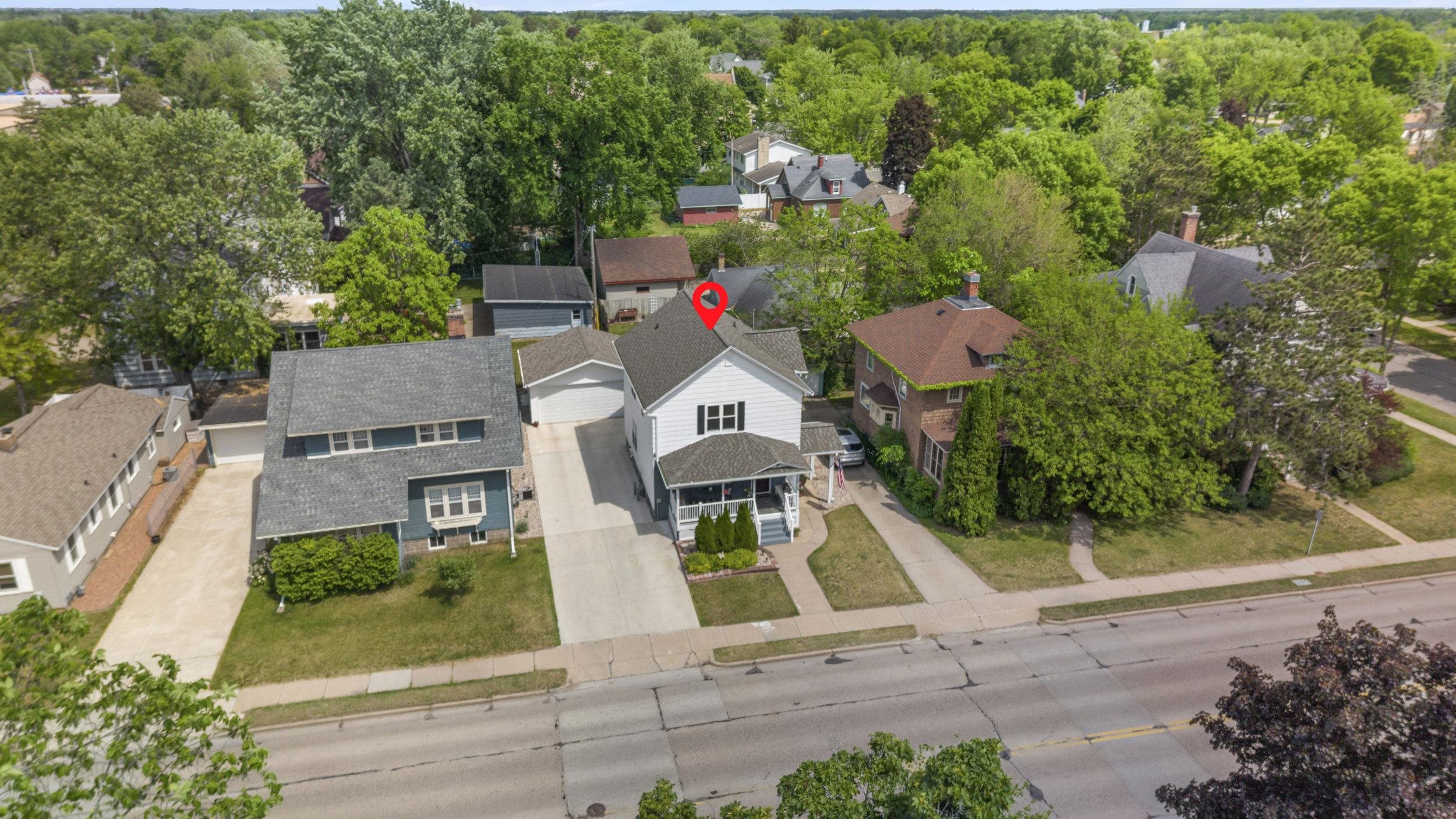 1919 DIVISION STREET, Stevens Point, Wisconsin 54481, 4 Bedrooms Bedrooms, ,2 BathroomsBathrooms,Residential,For Sale,1919 DIVISION STREET,22602611