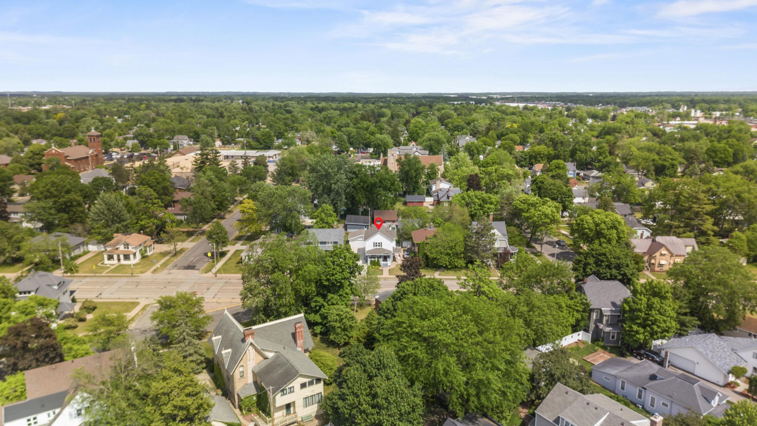 1919 DIVISION STREET, Stevens Point, Wisconsin 54481, 4 Bedrooms Bedrooms, ,2 BathroomsBathrooms,Residential,For Sale,1919 DIVISION STREET,22602611
