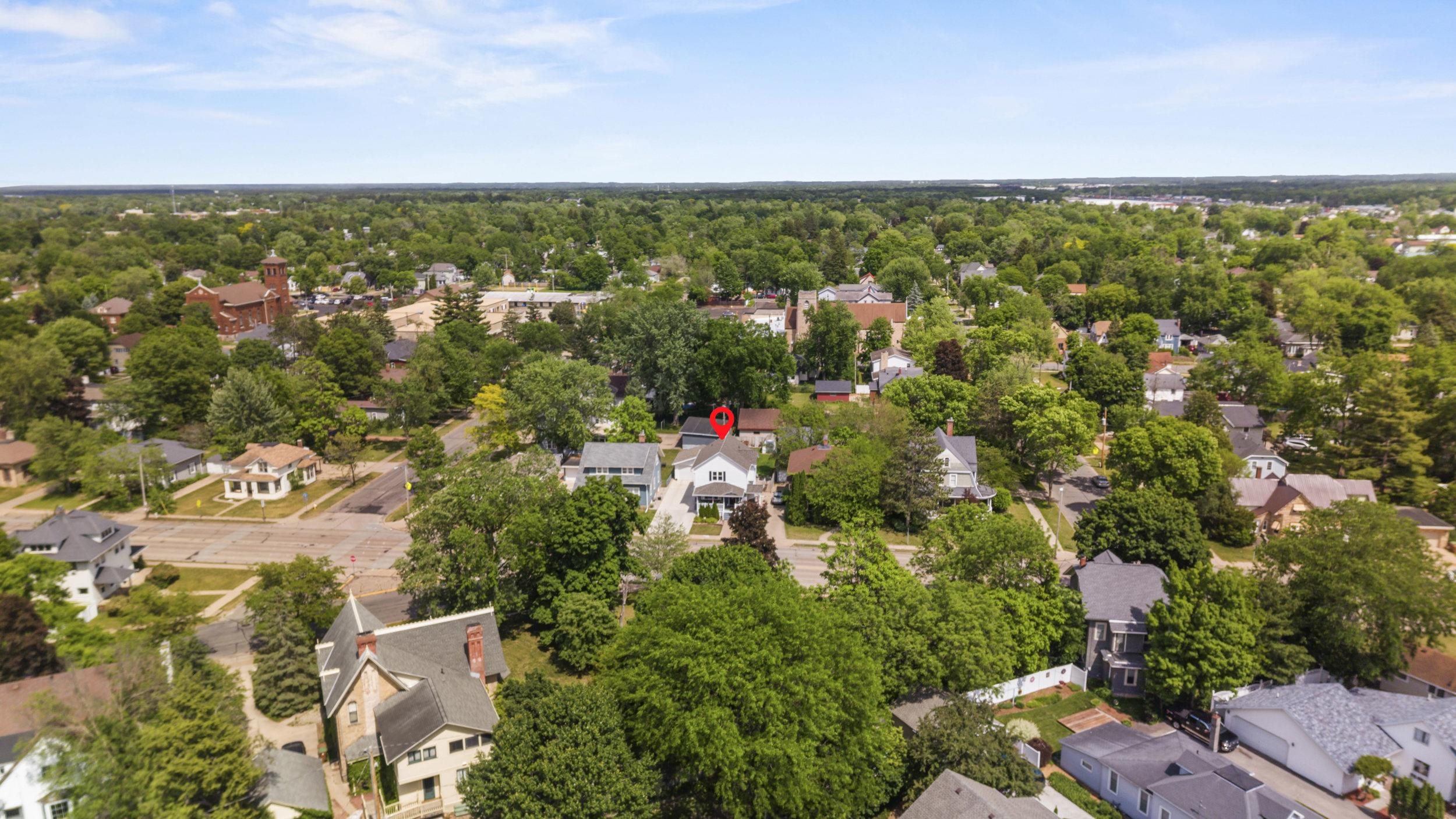 1919 DIVISION STREET, Stevens Point, Wisconsin 54481, 4 Bedrooms Bedrooms, ,2 BathroomsBathrooms,Residential,For Sale,1919 DIVISION STREET,22602611