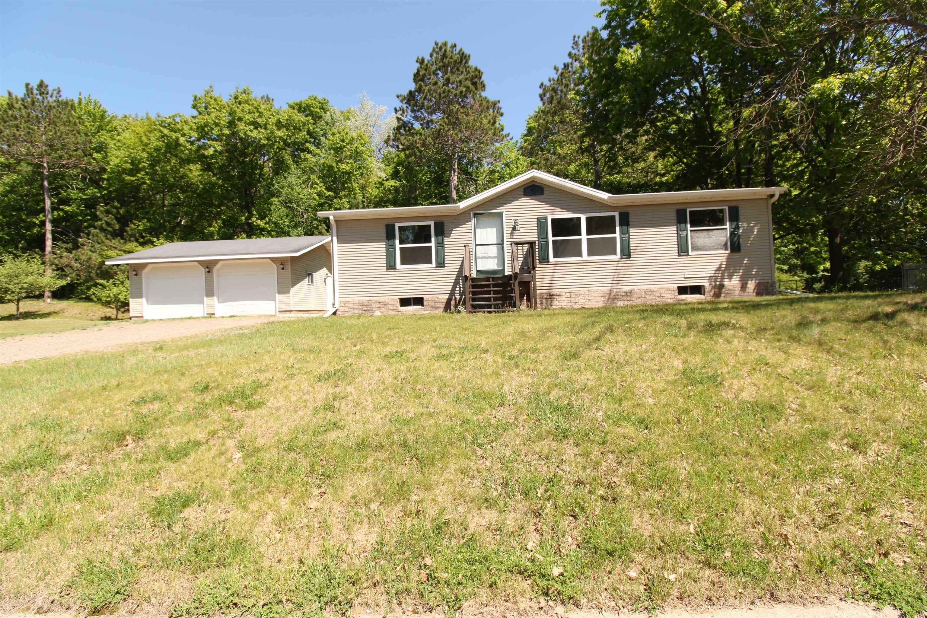 1026 ECHO LANE, Rhinelander, Wisconsin 54501, 3 Bedrooms Bedrooms, ,2 BathroomsBathrooms,Residential,For Sale,1026 ECHO LANE,22602615