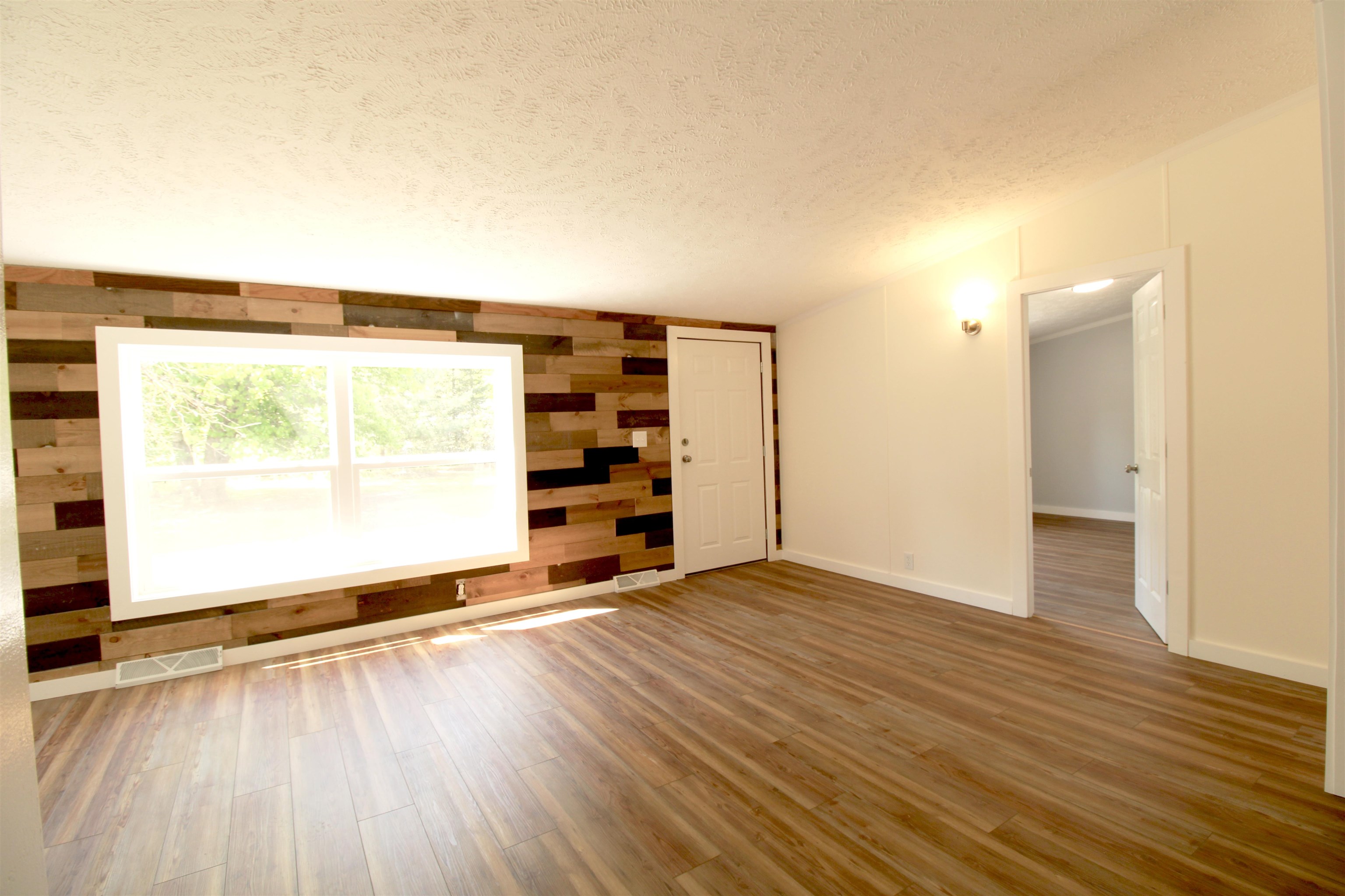 1026 ECHO LANE, Rhinelander, Wisconsin 54501, 3 Bedrooms Bedrooms, ,2 BathroomsBathrooms,Residential,For Sale,1026 ECHO LANE,22602615