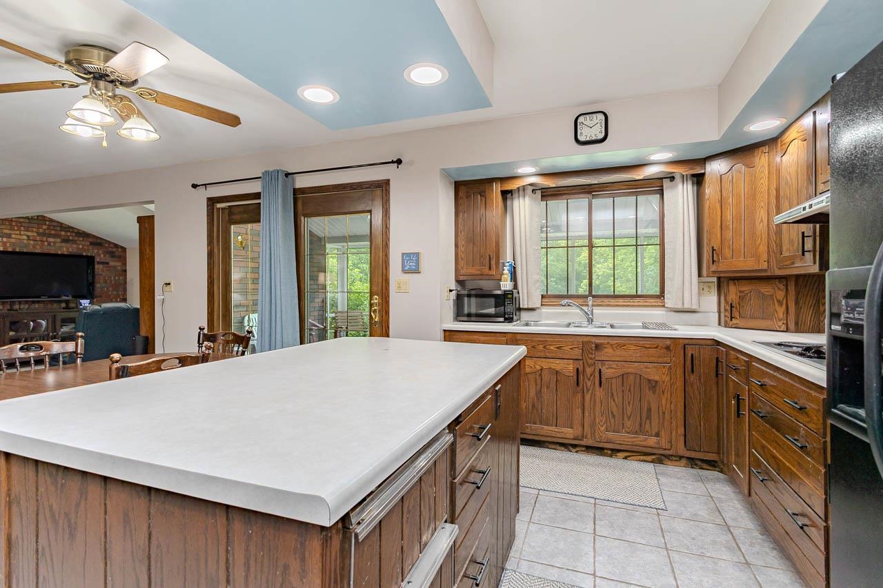 211 RIVER ROAD, Marathon, Wisconsin 54448, 4 Bedrooms Bedrooms, ,2 BathroomsBathrooms,Residential,For Sale,211 RIVER ROAD,22602616