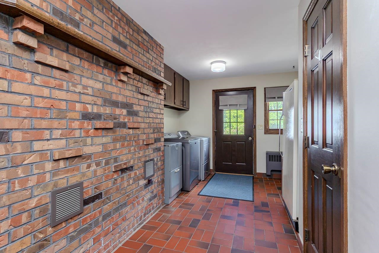 211 RIVER ROAD, Marathon, Wisconsin 54448, 4 Bedrooms Bedrooms, ,2 BathroomsBathrooms,Residential,For Sale,211 RIVER ROAD,22602616