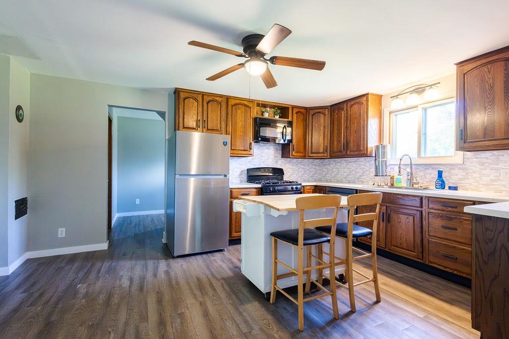 401 WATER STREET, Rosholt, Wisconsin 54473, 5 Bedrooms Bedrooms, ,1 BathroomBathrooms,Residential,For Sale,401 WATER STREET,22602619
