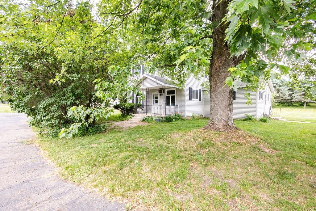 401 WATER STREET, Rosholt, Wisconsin 54473, 5 Bedrooms Bedrooms, ,1 BathroomBathrooms,Residential,For Sale,401 WATER STREET,22602619