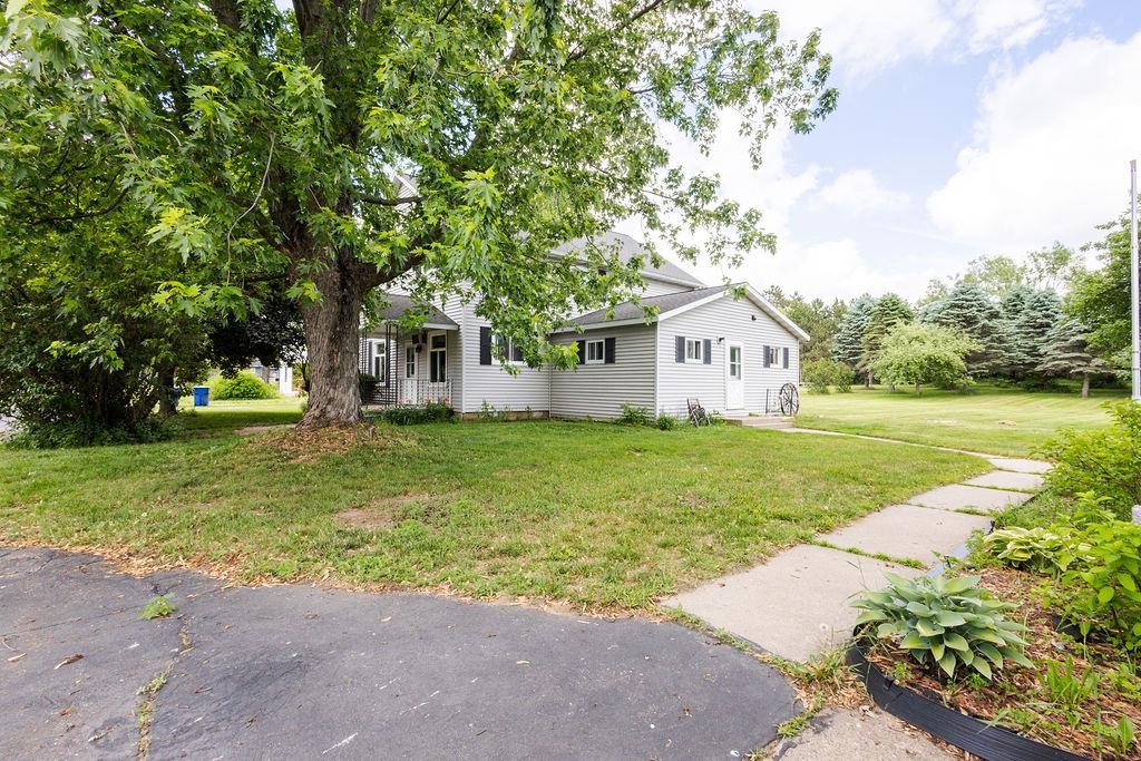 401 WATER STREET, Rosholt, Wisconsin 54473, 5 Bedrooms Bedrooms, ,1 BathroomBathrooms,Residential,For Sale,401 WATER STREET,22602619