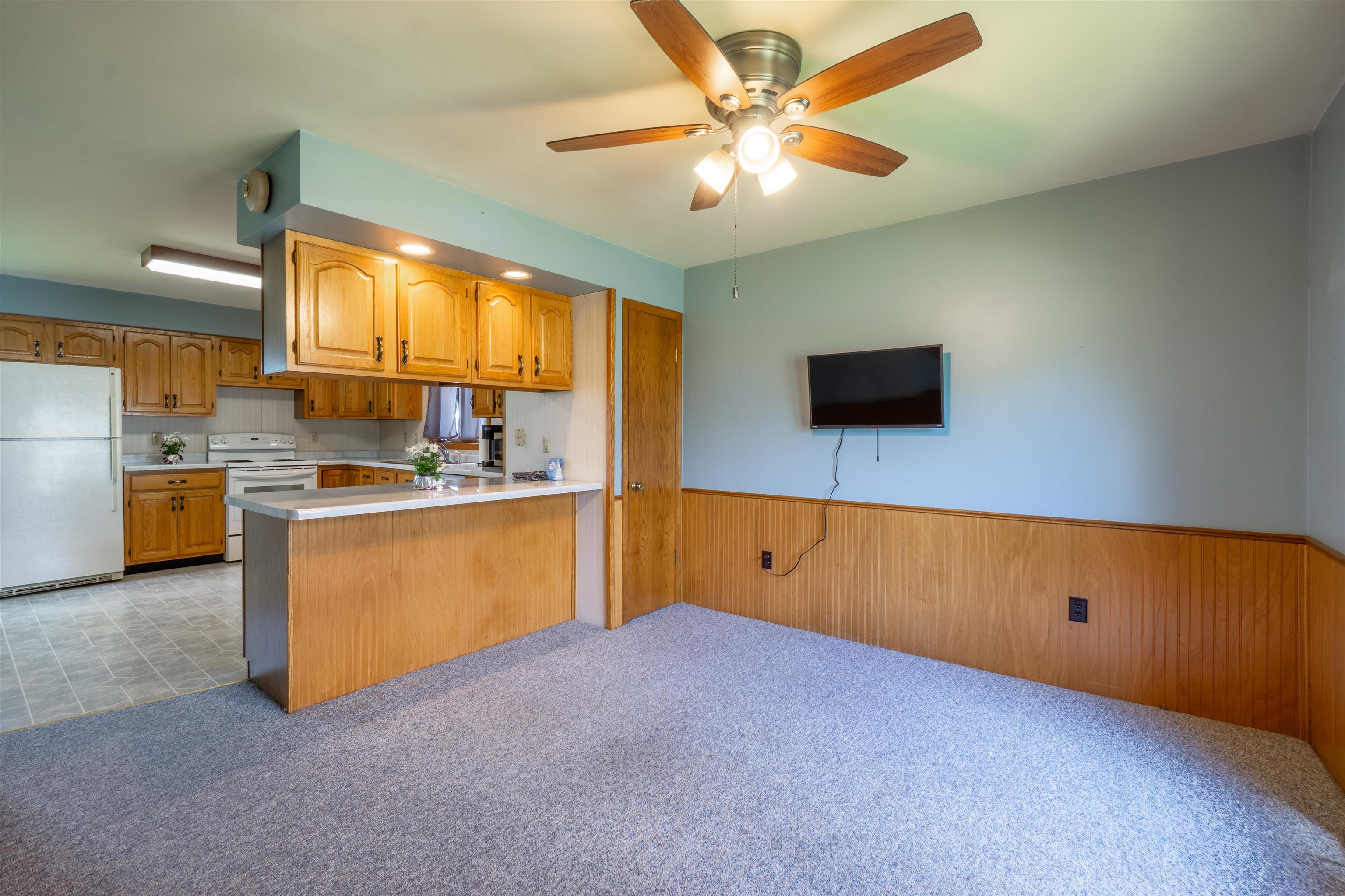 504 N GENESEE STREET, Merrill, Wisconsin 54452, 2 Bedrooms Bedrooms, ,1 BathroomBathrooms,Residential,For Sale,504 N GENESEE STREET,22602621