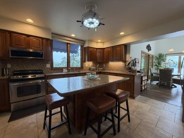 2740 SUNSET BOULEVARD, Stevens Point, Wisconsin 54481, 4 Bedrooms Bedrooms, ,4 BathroomsBathrooms,Residential,For Sale,2740 SUNSET BOULEVARD,22602623