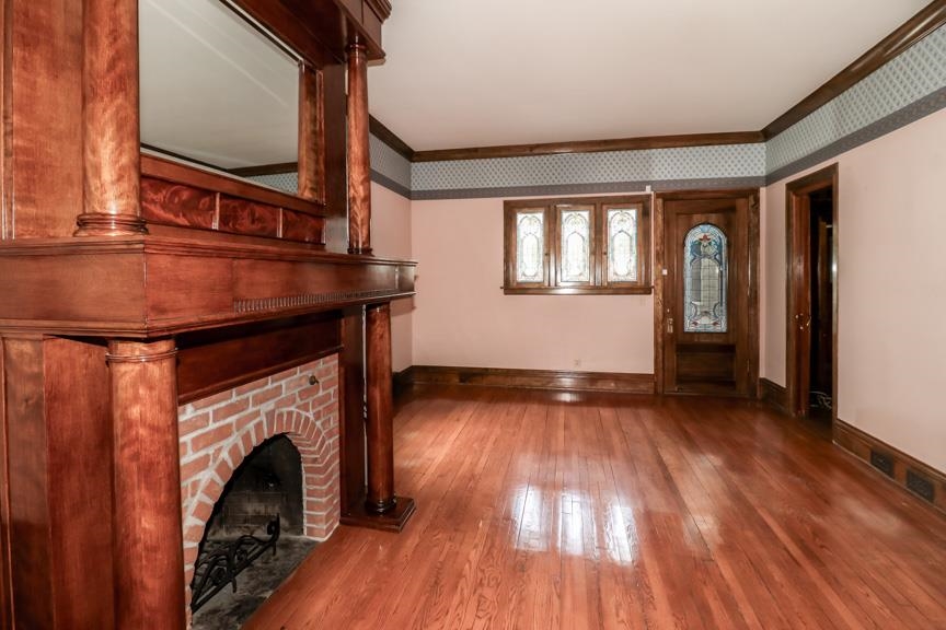 709 W 5TH STREET, Marshfield, Wisconsin 54449, 6 Bedrooms Bedrooms, ,2 BathroomsBathrooms,Residential,For Sale,709 W 5TH STREET,22602625