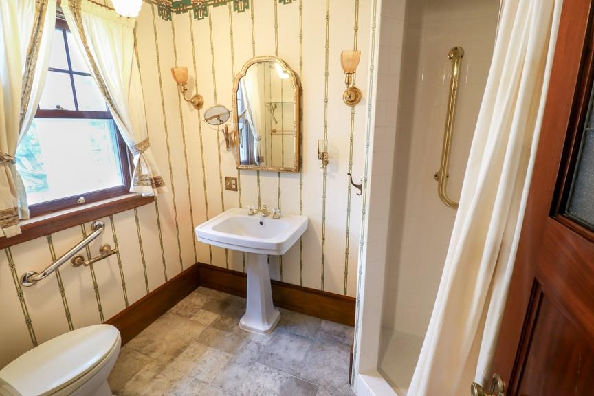709 W 5TH STREET, Marshfield, Wisconsin 54449, 6 Bedrooms Bedrooms, ,2 BathroomsBathrooms,Residential,For Sale,709 W 5TH STREET,22602625