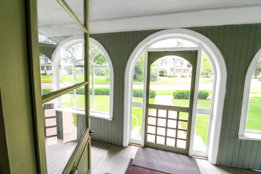 709 W 5TH STREET, Marshfield, Wisconsin 54449, 6 Bedrooms Bedrooms, ,2 BathroomsBathrooms,Residential,For Sale,709 W 5TH STREET,22602625