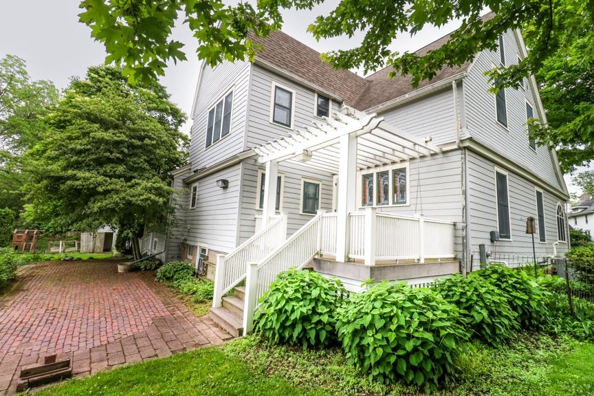 709 W 5TH STREET, Marshfield, Wisconsin 54449, 6 Bedrooms Bedrooms, ,2 BathroomsBathrooms,Residential,For Sale,709 W 5TH STREET,22602625