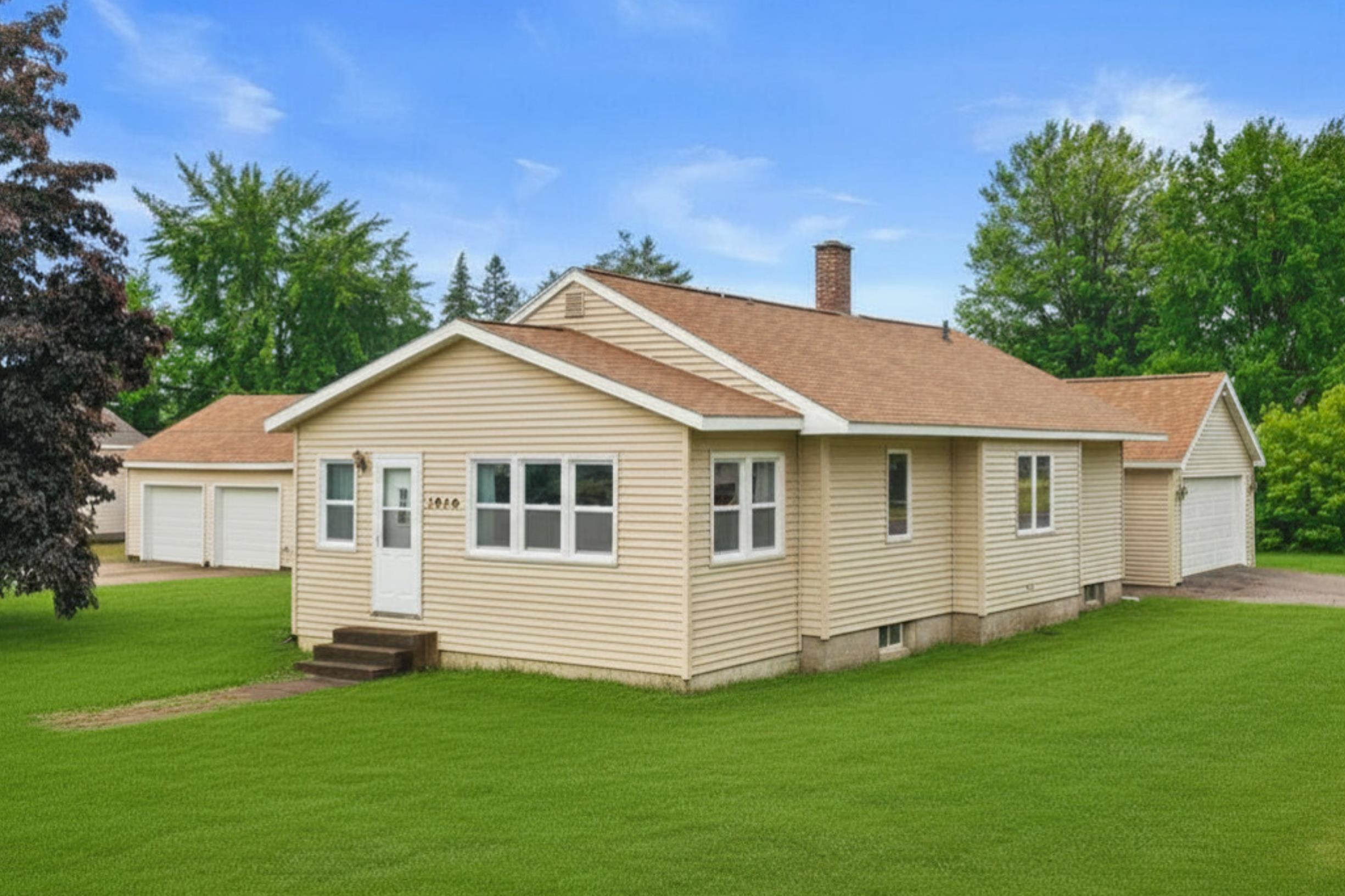 1910 CLIFF STREET, Wisconsin Rapids, Wisconsin 54494, 2 Bedrooms Bedrooms, ,1 BathroomBathrooms,Residential,For Sale,1910 CLIFF STREET,22602628