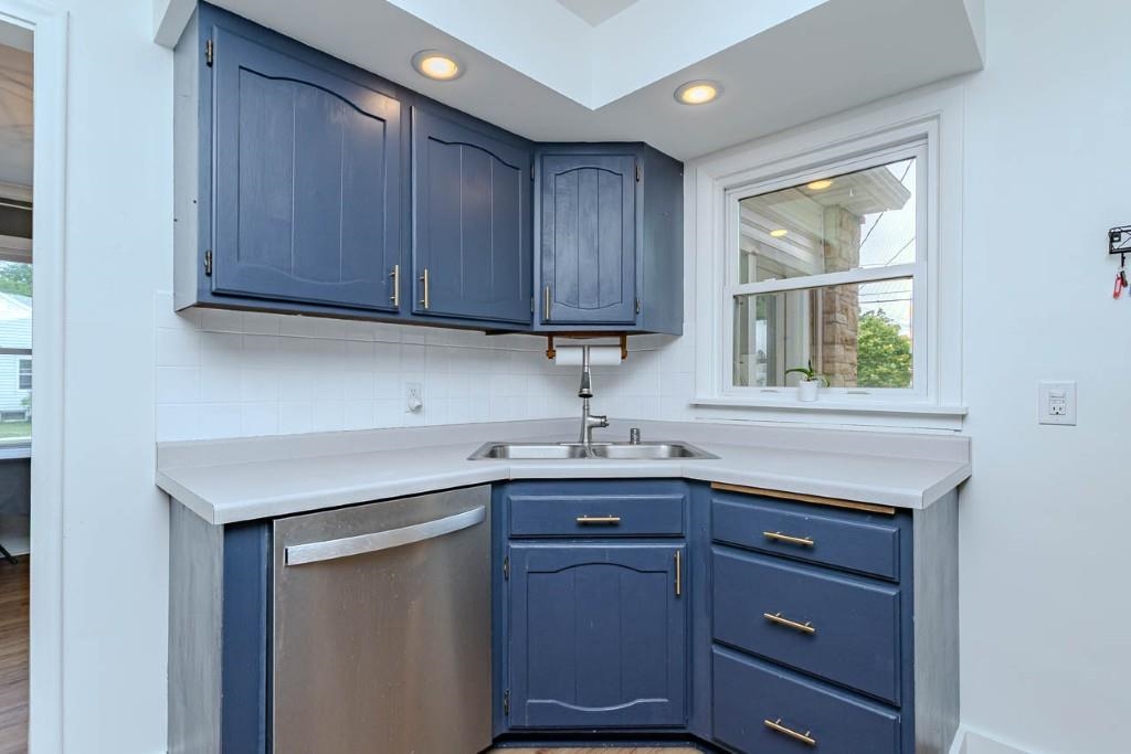 703 KENT STREET, Wausau, Wisconsin 54403, 2 Bedrooms Bedrooms, ,2 BathroomsBathrooms,Residential,For Sale,703 KENT STREET,22602629
