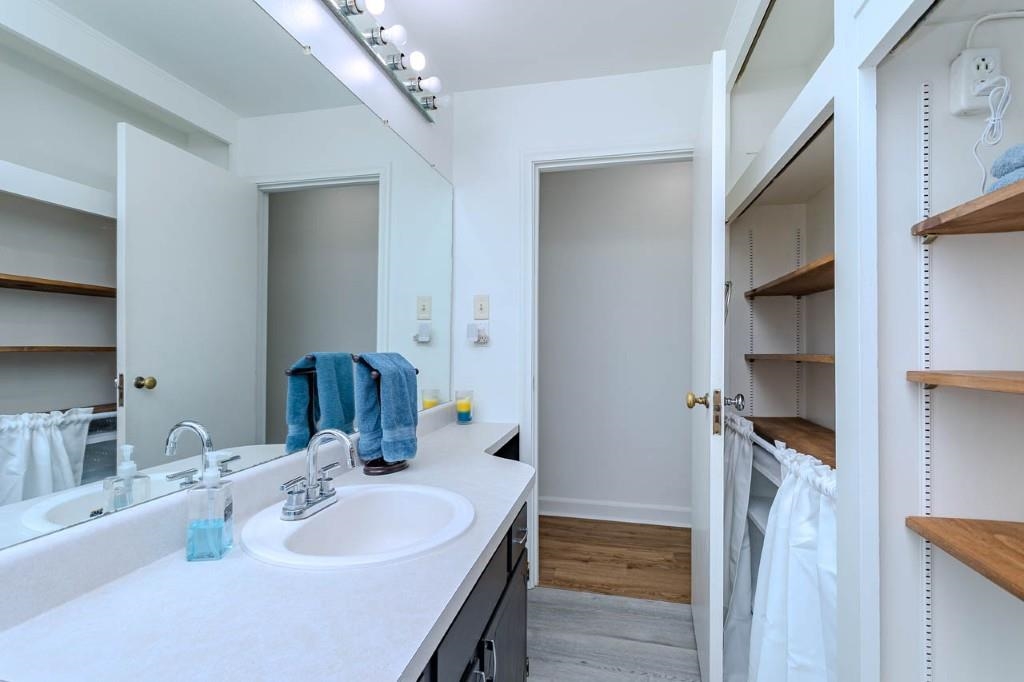 703 KENT STREET, Wausau, Wisconsin 54403, 2 Bedrooms Bedrooms, ,2 BathroomsBathrooms,Residential,For Sale,703 KENT STREET,22602629