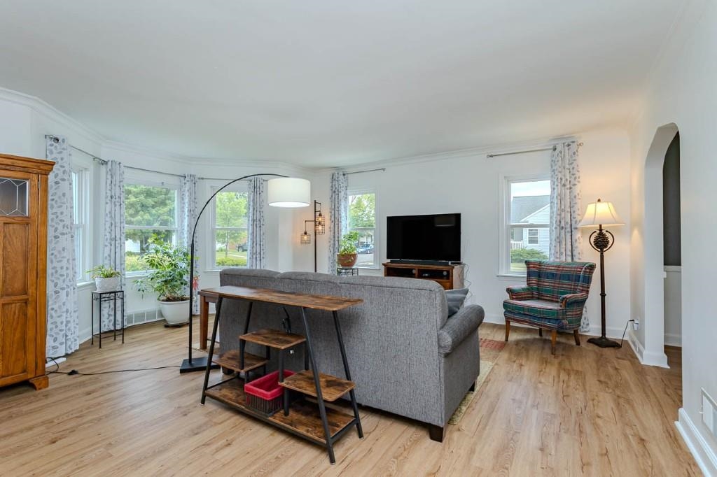 703 KENT STREET, Wausau, Wisconsin 54403, 2 Bedrooms Bedrooms, ,2 BathroomsBathrooms,Residential,For Sale,703 KENT STREET,22602629