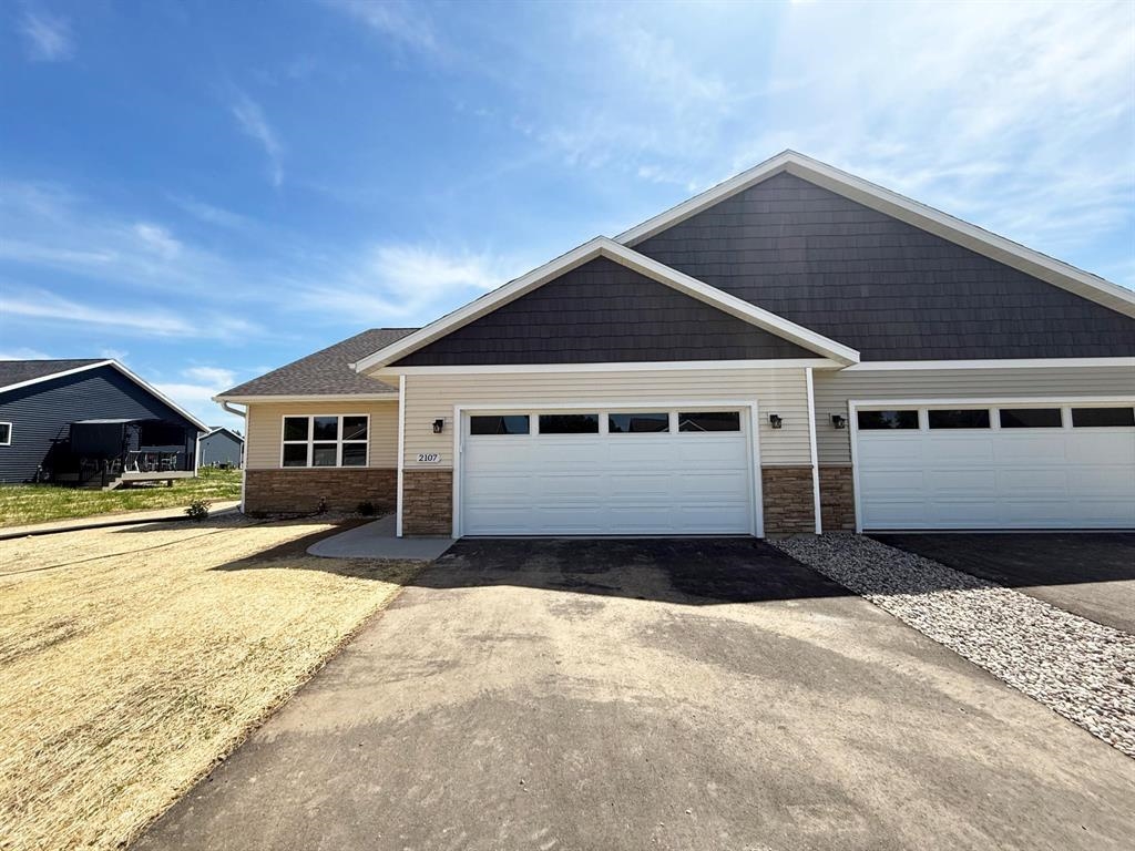 2107 S IRONWOOD AVENUE, Marshfield, Wisconsin 54449, 3 Bedrooms Bedrooms, ,2 BathroomsBathrooms,Residential,For Sale,2107 S IRONWOOD AVENUE,22602633