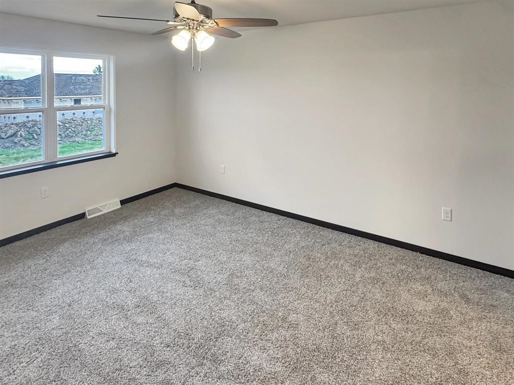 2107 S IRONWOOD AVENUE, Marshfield, Wisconsin 54449, 3 Bedrooms Bedrooms, ,2 BathroomsBathrooms,Residential,For Sale,2107 S IRONWOOD AVENUE,22602633
