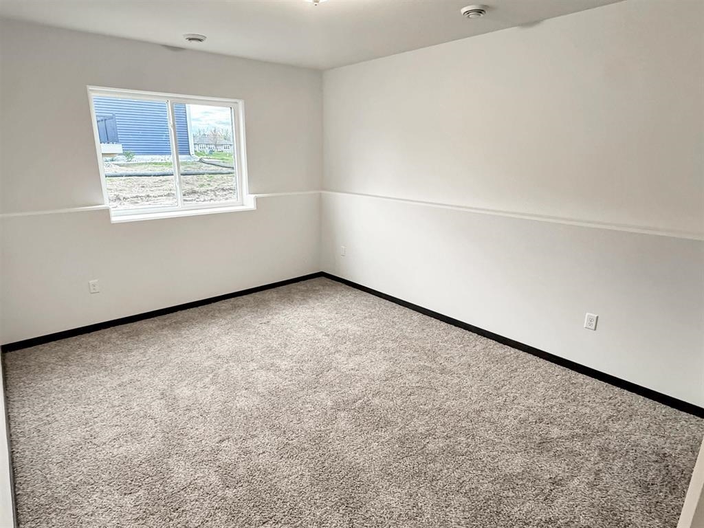 2107 S IRONWOOD AVENUE, Marshfield, Wisconsin 54449, 3 Bedrooms Bedrooms, ,2 BathroomsBathrooms,Residential,For Sale,2107 S IRONWOOD AVENUE,22602633