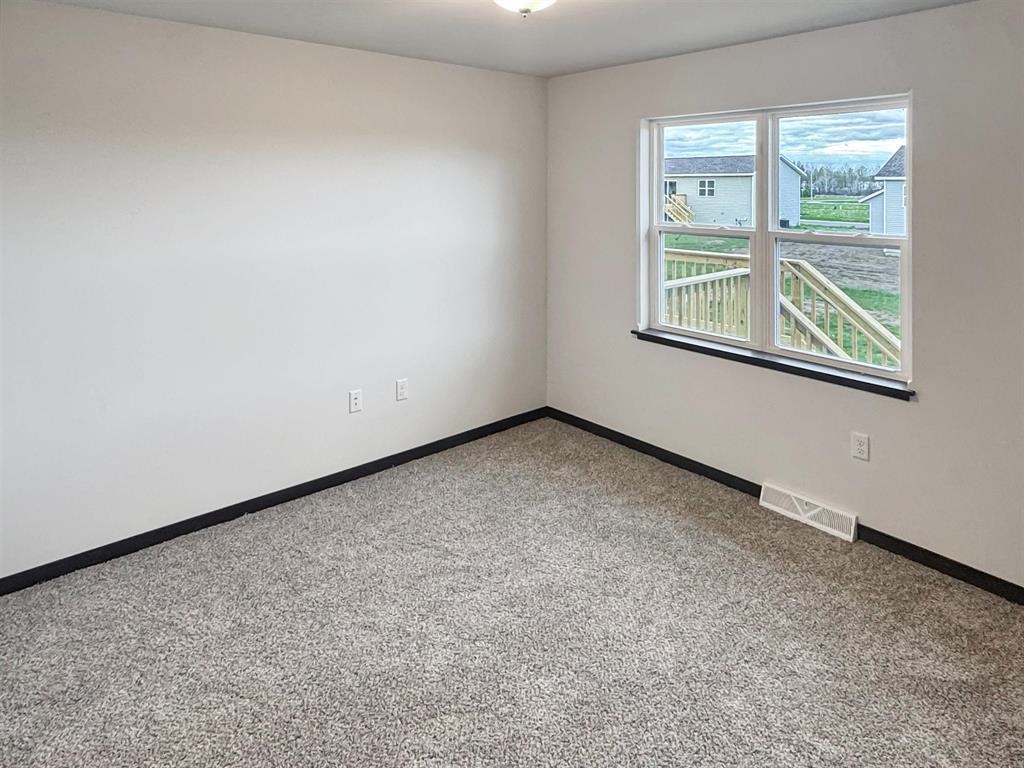 2107 S IRONWOOD AVENUE, Marshfield, Wisconsin 54449, 3 Bedrooms Bedrooms, ,2 BathroomsBathrooms,Residential,For Sale,2107 S IRONWOOD AVENUE,22602633