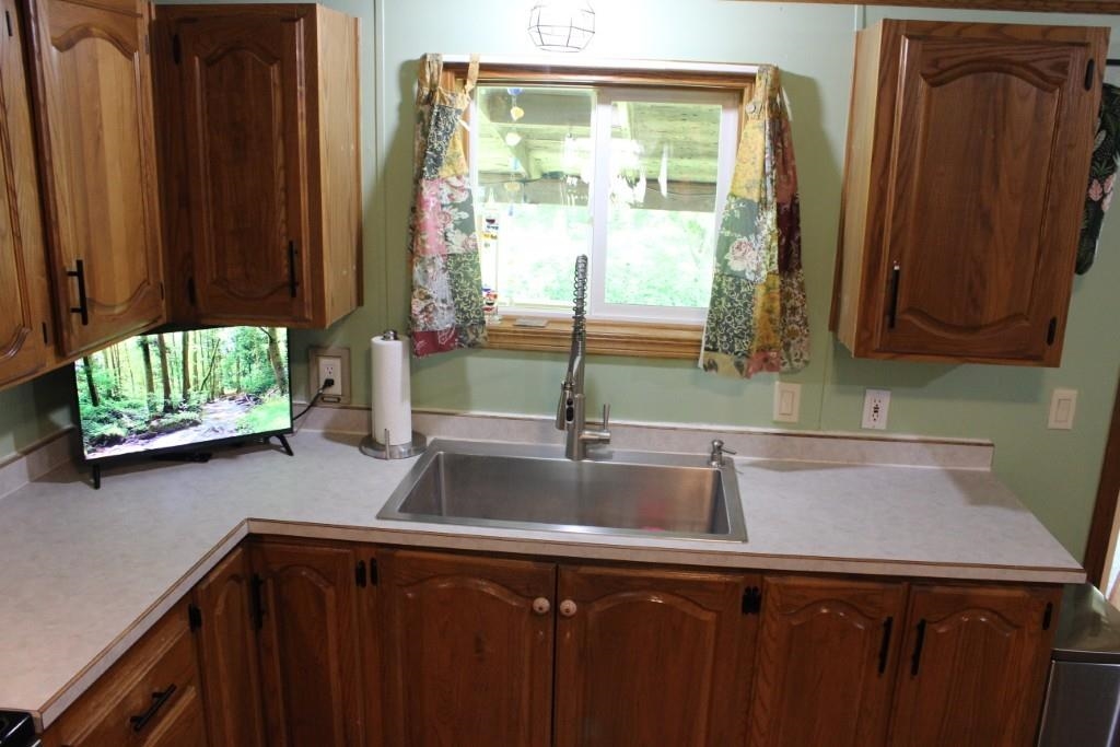 236105 COUNTY ROAD W, Wausau, Wisconsin 54403, 3 Bedrooms Bedrooms, ,2 BathroomsBathrooms,Residential,For Sale,236105 COUNTY ROAD W,22602634
