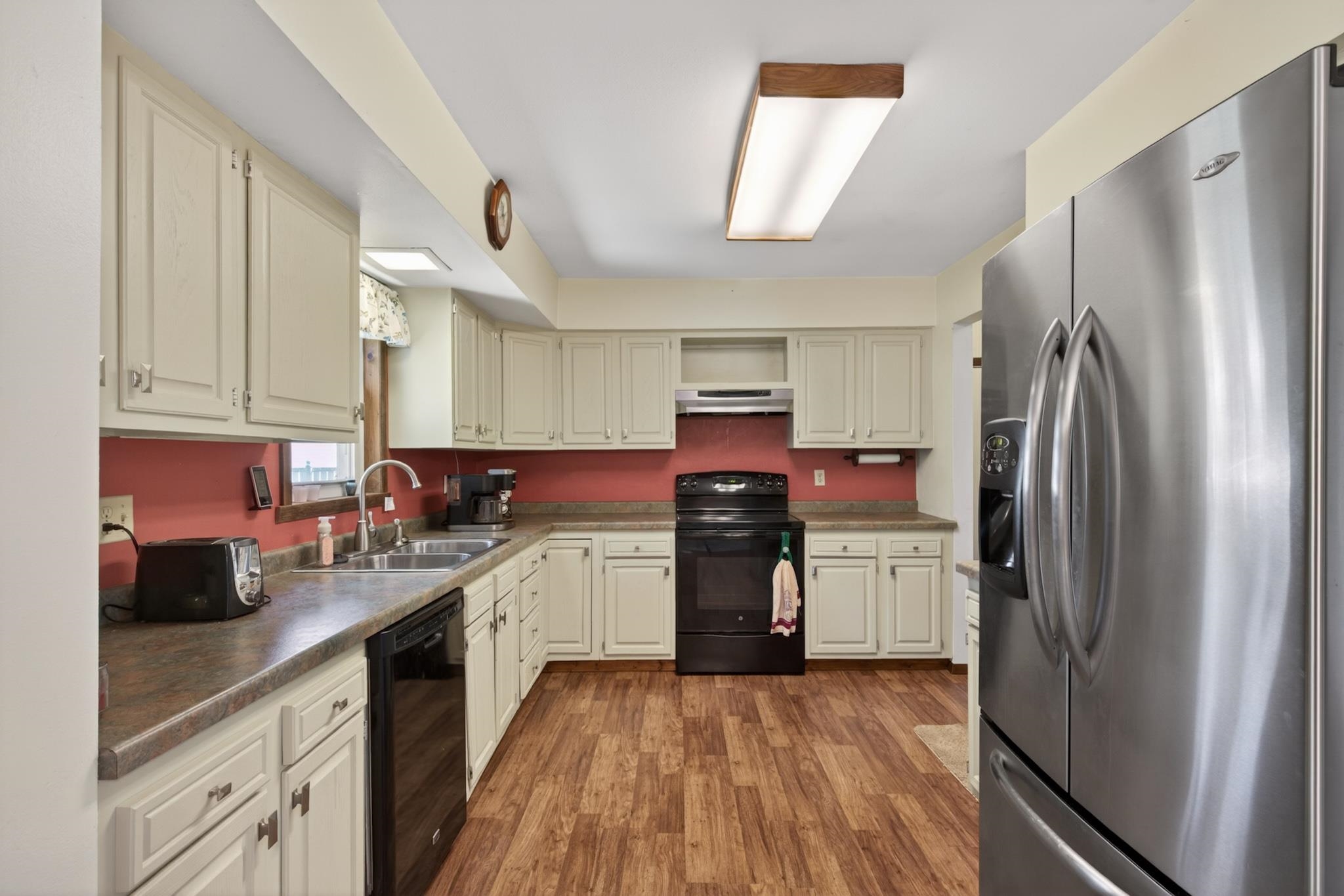 419 MILLER AVENUE, Wisconsin Rapids, Wisconsin 54494, 3 Bedrooms Bedrooms, ,3 BathroomsBathrooms,Residential,For Sale,419 MILLER AVENUE,22602636