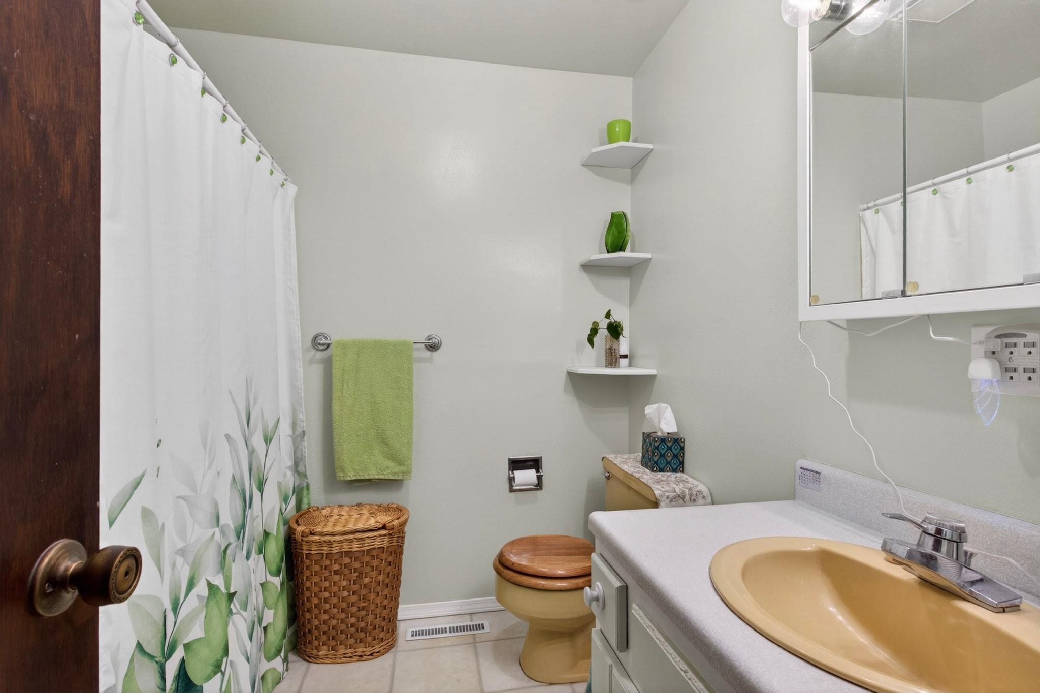 419 MILLER AVENUE, Wisconsin Rapids, Wisconsin 54494, 3 Bedrooms Bedrooms, ,3 BathroomsBathrooms,Residential,For Sale,419 MILLER AVENUE,22602636