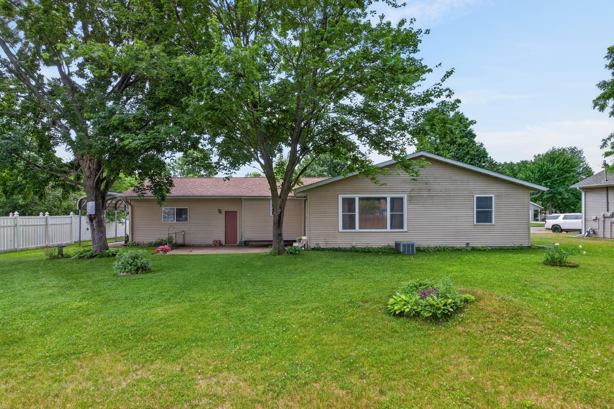419 MILLER AVENUE, Wisconsin Rapids, Wisconsin 54494, 3 Bedrooms Bedrooms, ,3 BathroomsBathrooms,Residential,For Sale,419 MILLER AVENUE,22602636