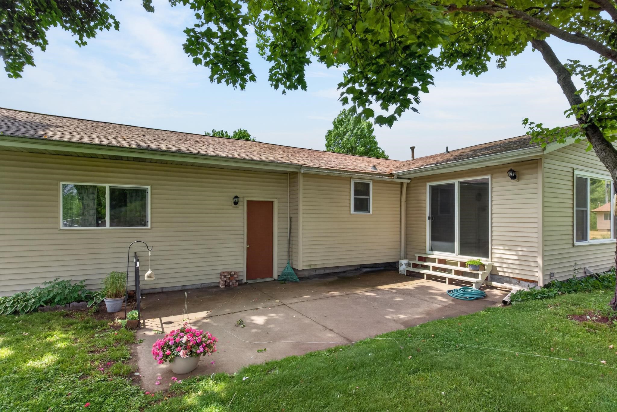 419 MILLER AVENUE, Wisconsin Rapids, Wisconsin 54494, 3 Bedrooms Bedrooms, ,3 BathroomsBathrooms,Residential,For Sale,419 MILLER AVENUE,22602636
