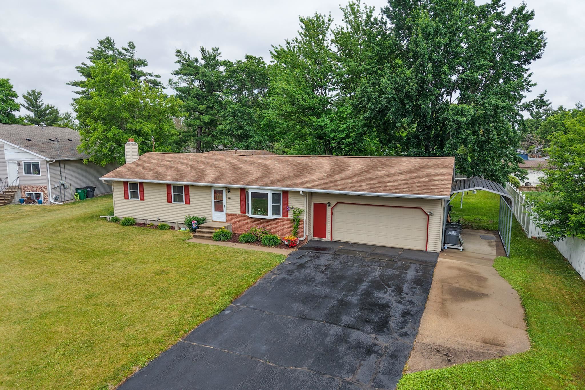 419 MILLER AVENUE, Wisconsin Rapids, Wisconsin 54494, 3 Bedrooms Bedrooms, ,3 BathroomsBathrooms,Residential,For Sale,419 MILLER AVENUE,22602636