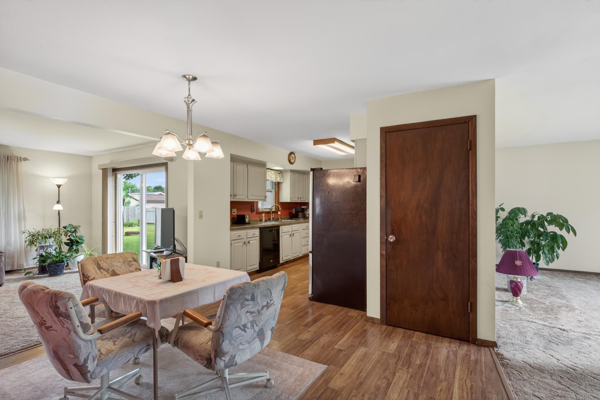 419 MILLER AVENUE, Wisconsin Rapids, Wisconsin 54494, 3 Bedrooms Bedrooms, ,3 BathroomsBathrooms,Residential,For Sale,419 MILLER AVENUE,22602636