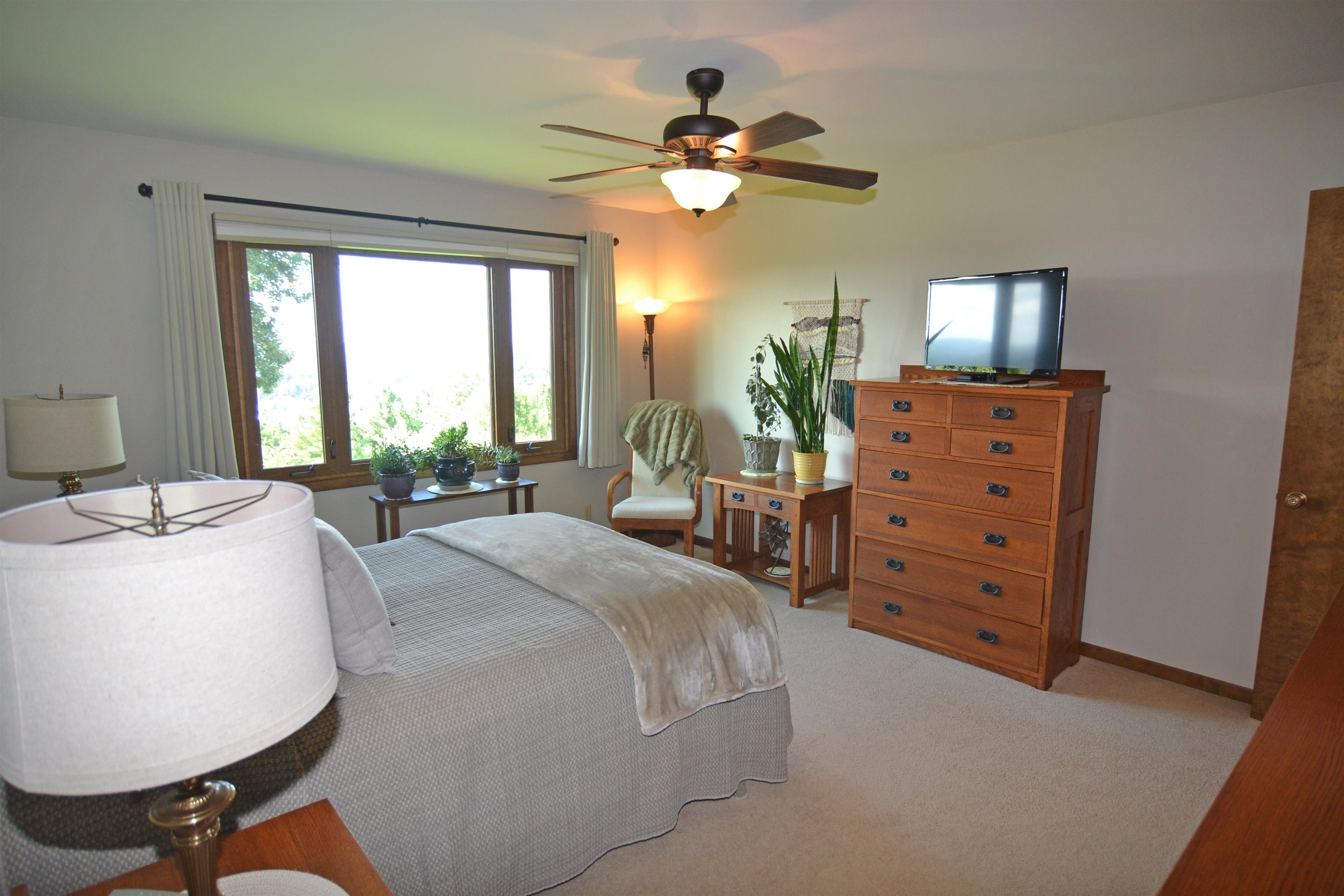 2205 RIDGE VIEW DRIVE, Wausau, Wisconsin 54401, 4 Bedrooms Bedrooms, ,3 BathroomsBathrooms,Residential,For Sale,2205 RIDGE VIEW DRIVE,22602639